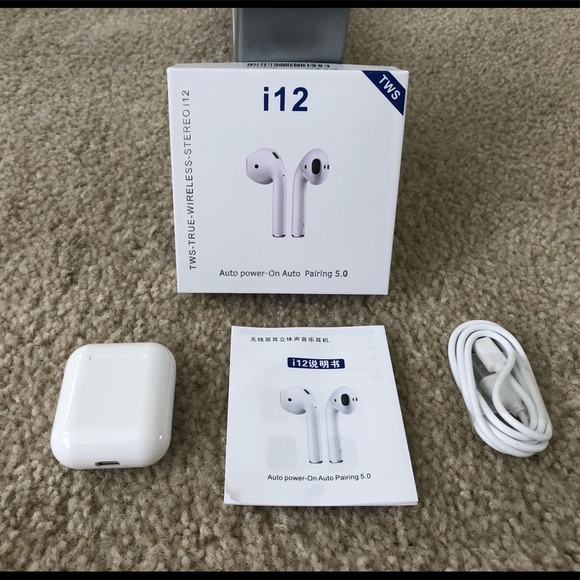 i12 Earpods NEW!! Auto Connects with lid open! - Picture 1 of 7